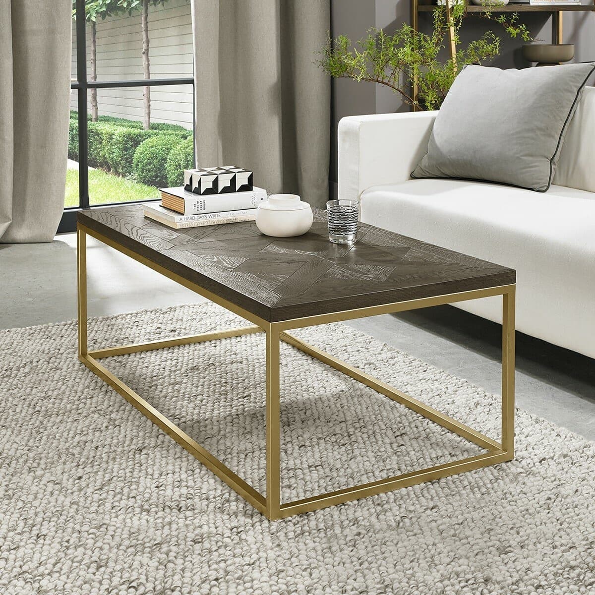 Meja Kopi Athena Desain Bentley 114cm