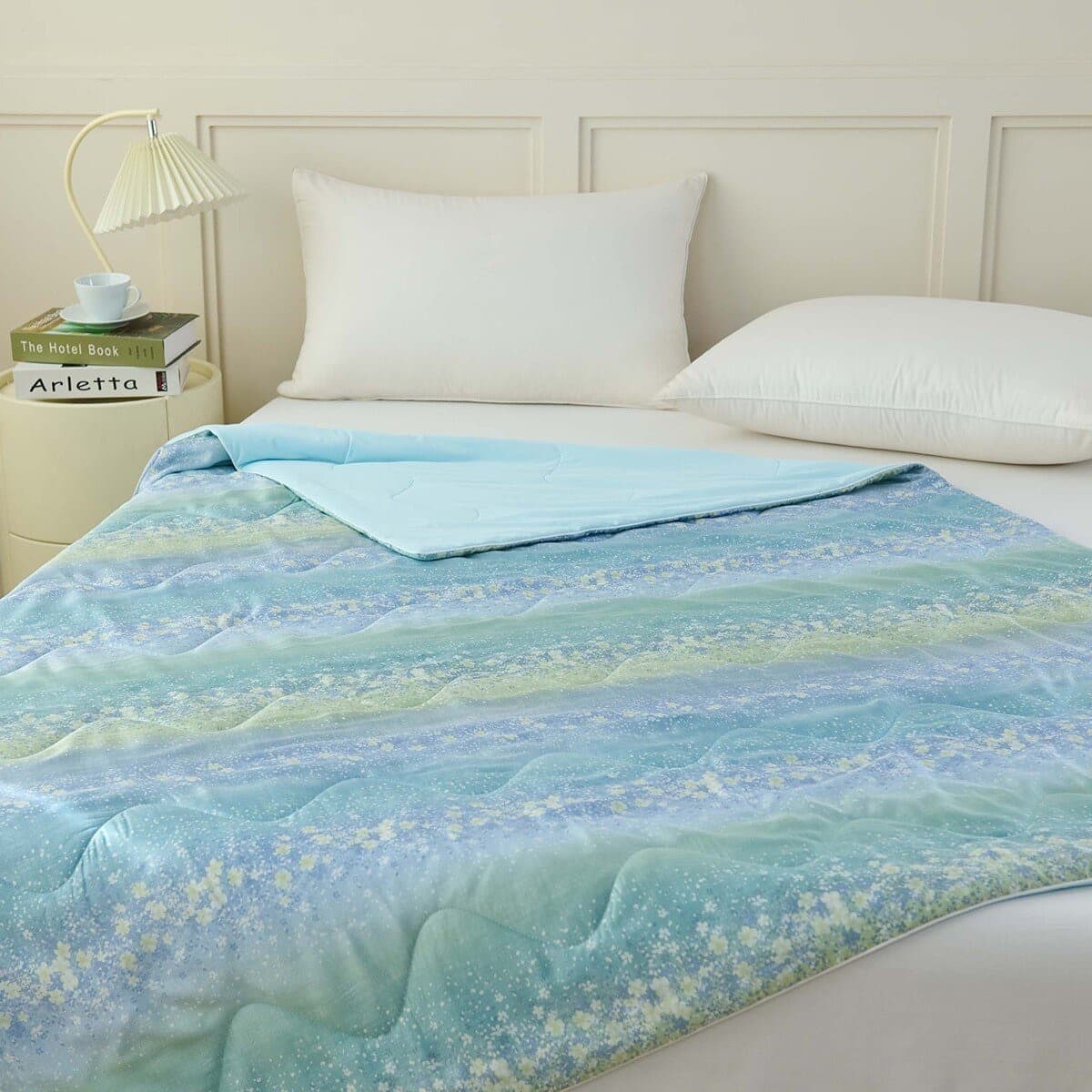 Don Home Selimut Rayon Dingin: 150 cm x 200 cm Warna Bunga