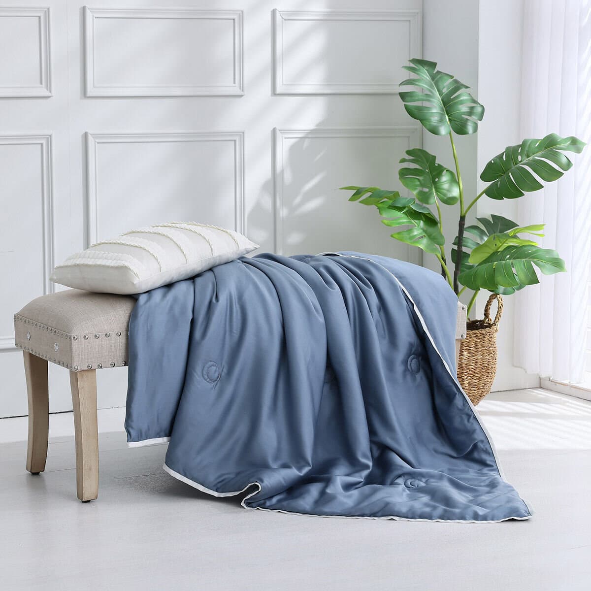 Don Home Sheet Cover Pasangan Rayon Solid Biru Kabut 180 cm x 210 cm