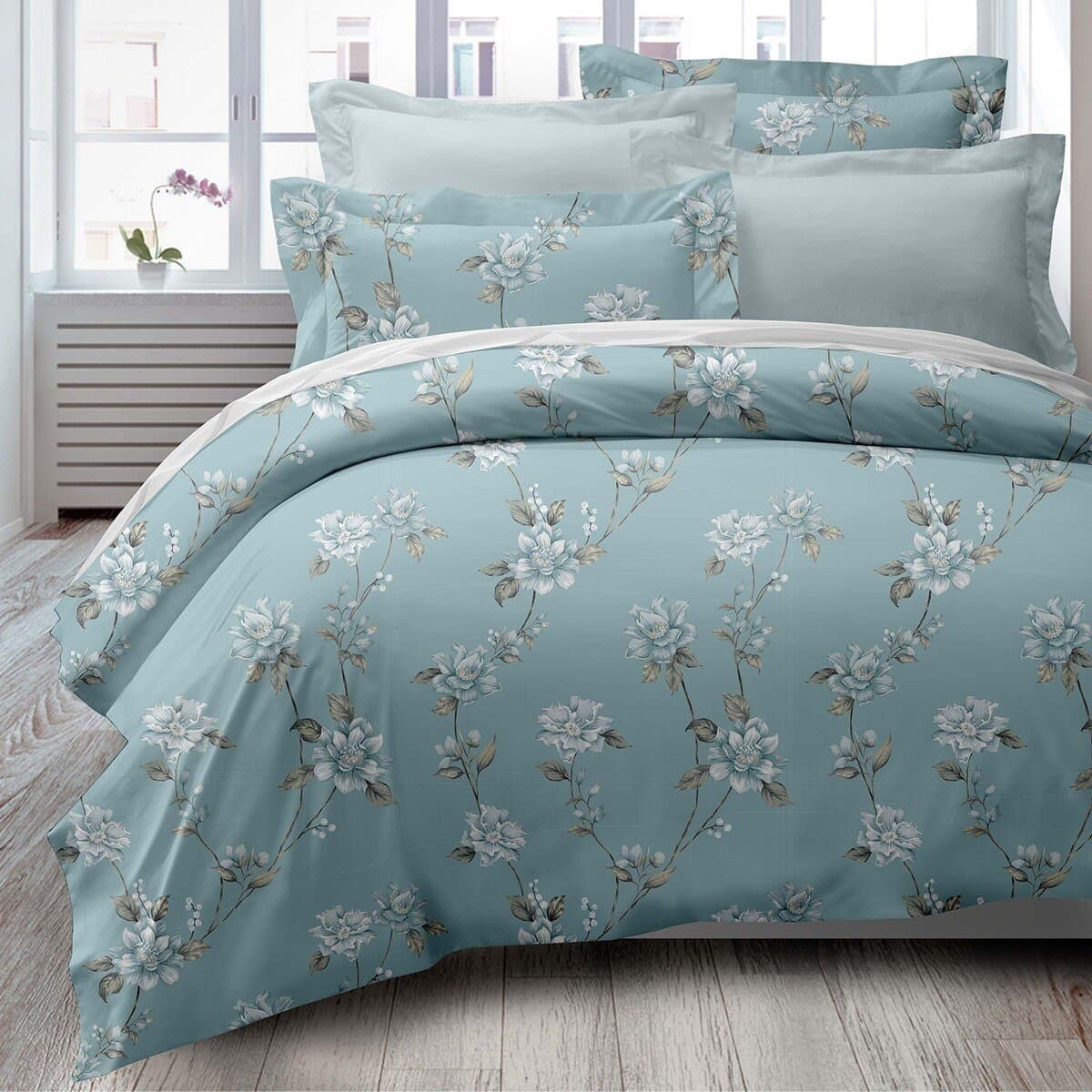Set Bed Cover Empuk Serelena untuk Pasangan 183 x 190 cm (Lily Garden)