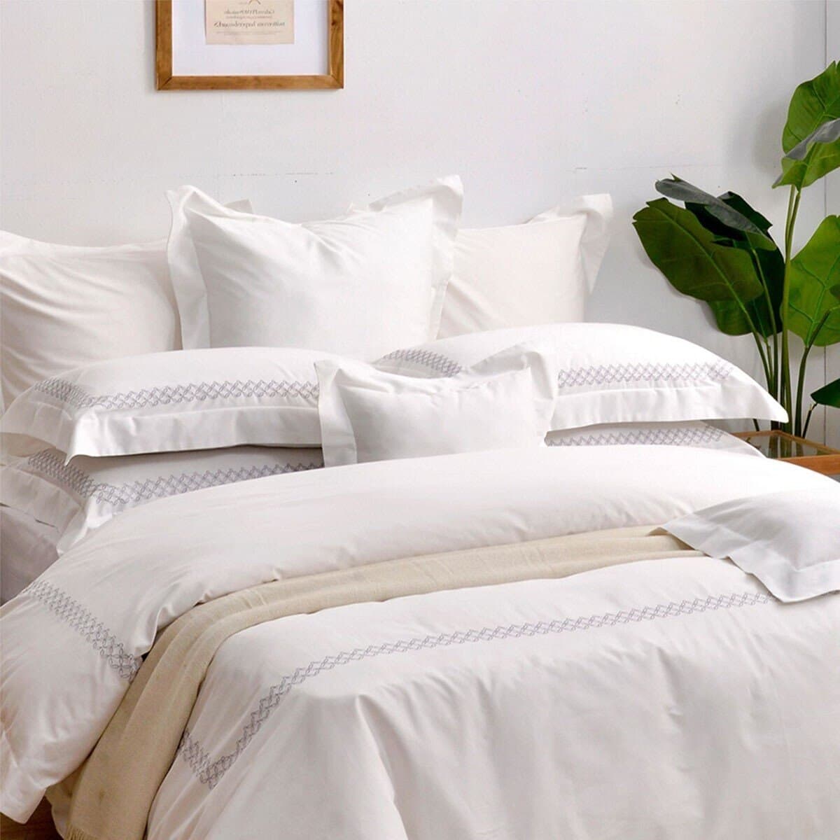 La Belle Double Oversized 300 Weave Long Staple Cotton Embroidery Duvet Cover and Bed Bag 4 Piece Set Persegi, Bulat dan Melengkung Mutiara Putih