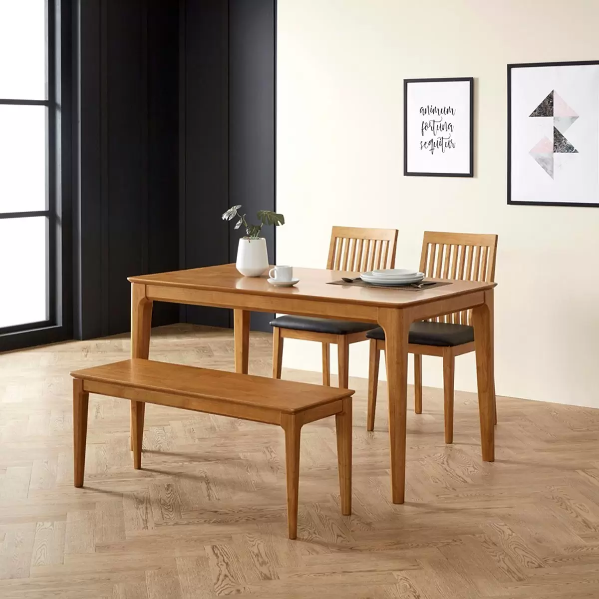 Finlandia 1400 Set Meja dan Kursi Makan 4 Potong