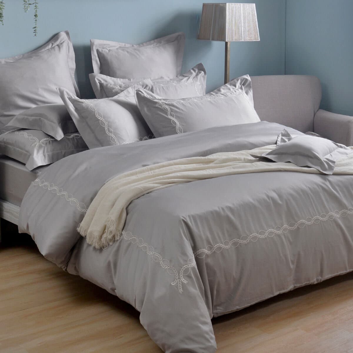 La Belle Set Bed Cover 300 Thread Count Pure Cotton Embroidery Sheet Set 150 Centimeter X 186 Centimeter Style Vining White Silver Grey