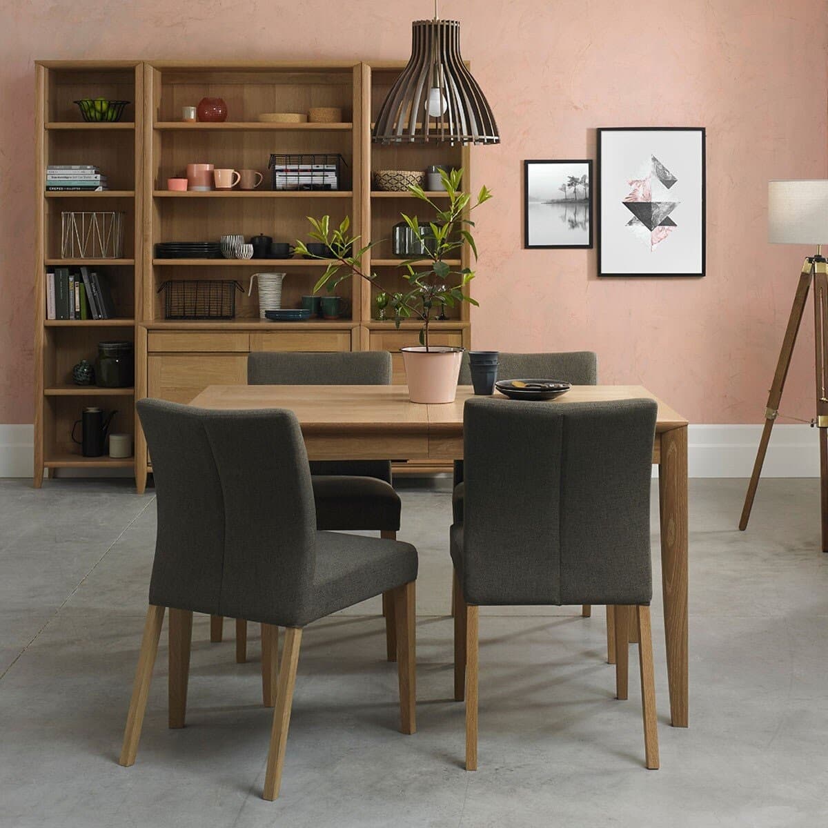 Bentley Designs Meja Makan dan Kursi Bergen dari Kayu Oak 5 Pcs Set